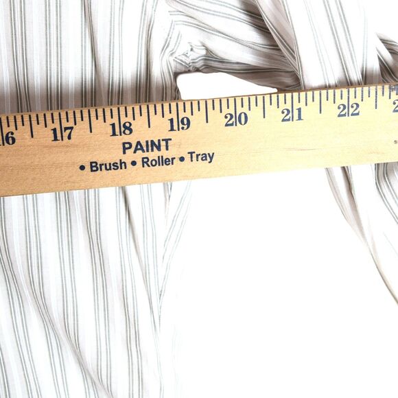 John Varvatos Striped Button Down Shirt Size M Gray White Modern Slim Fit - Picture 7 of 9